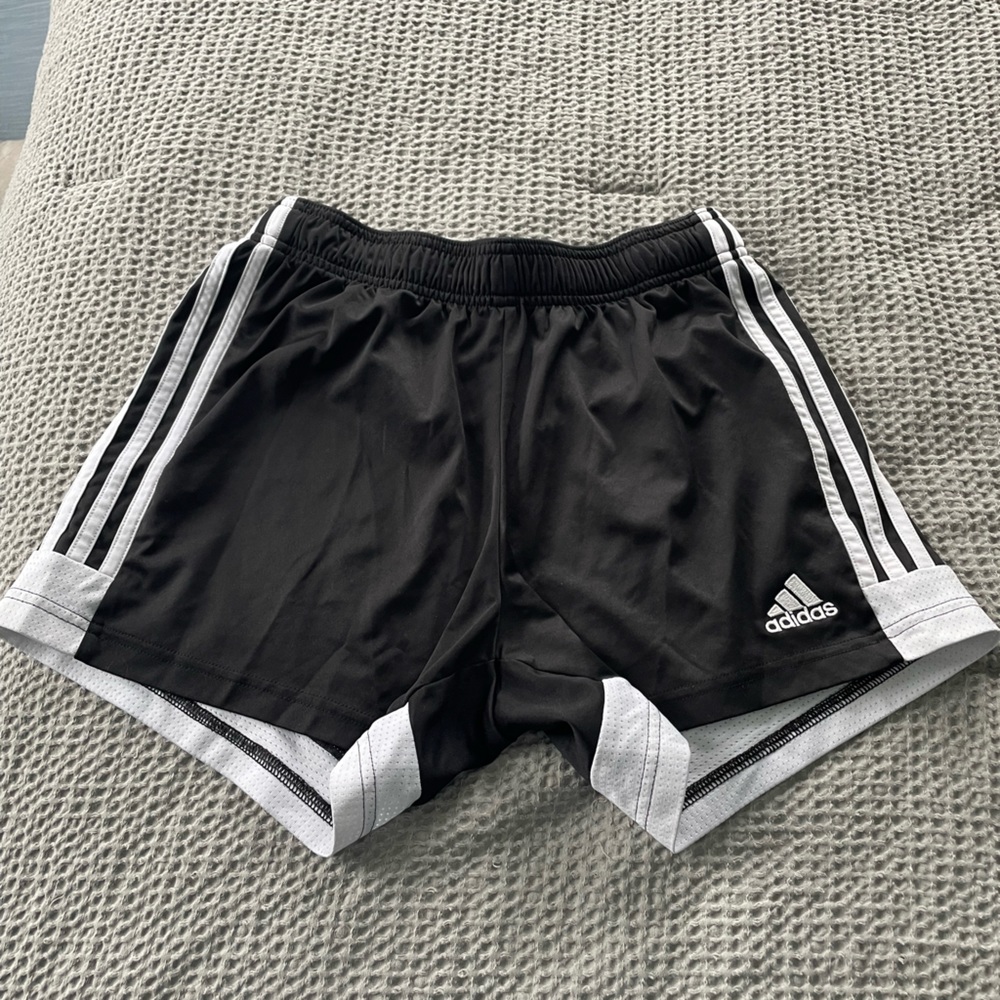 Women’s Adidas Tastigo Midrise Shorts